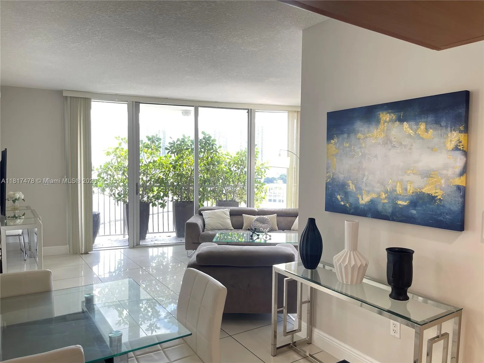 1750 N Bayshore Dr # 1414, Miami, FL 33132 photo 12