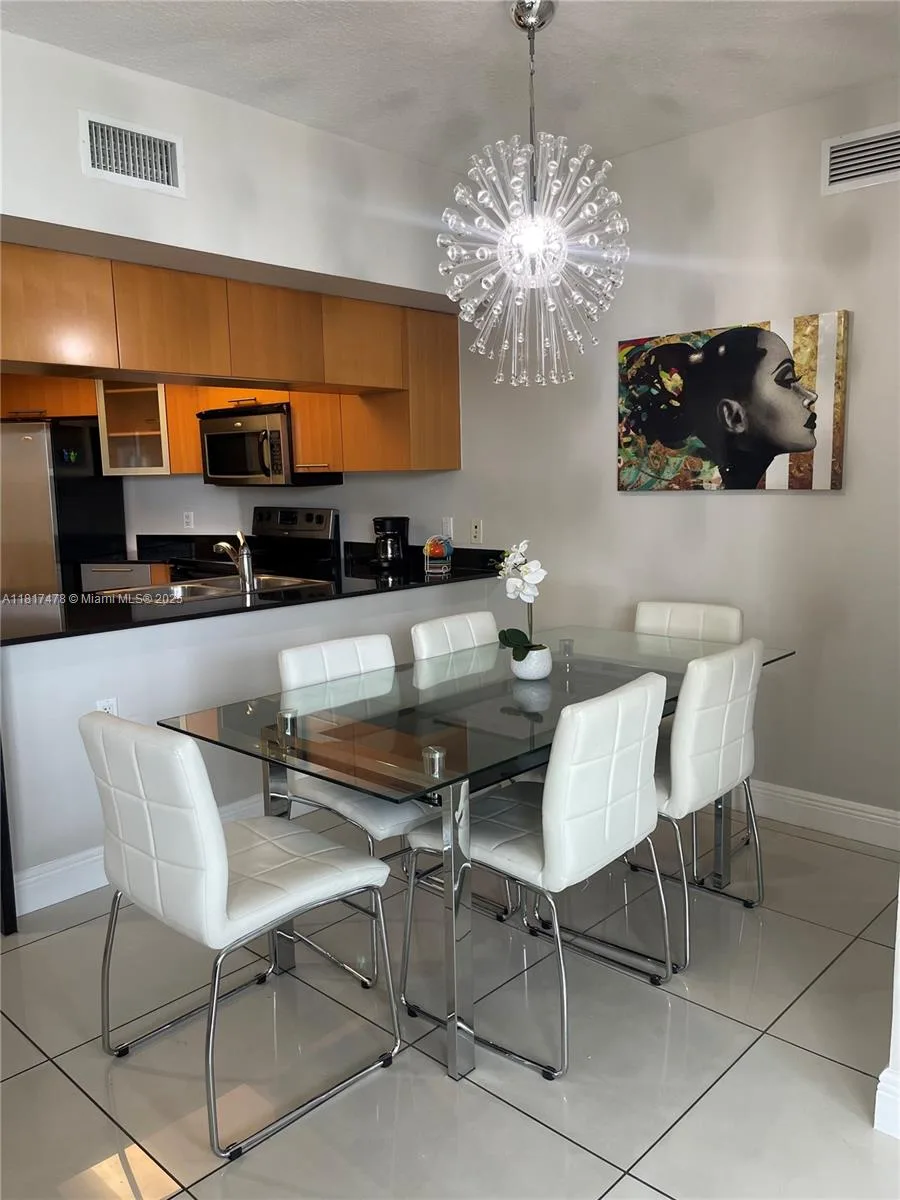 1750 N Bayshore Dr # 1414, Miami, FL 33132 photo 2