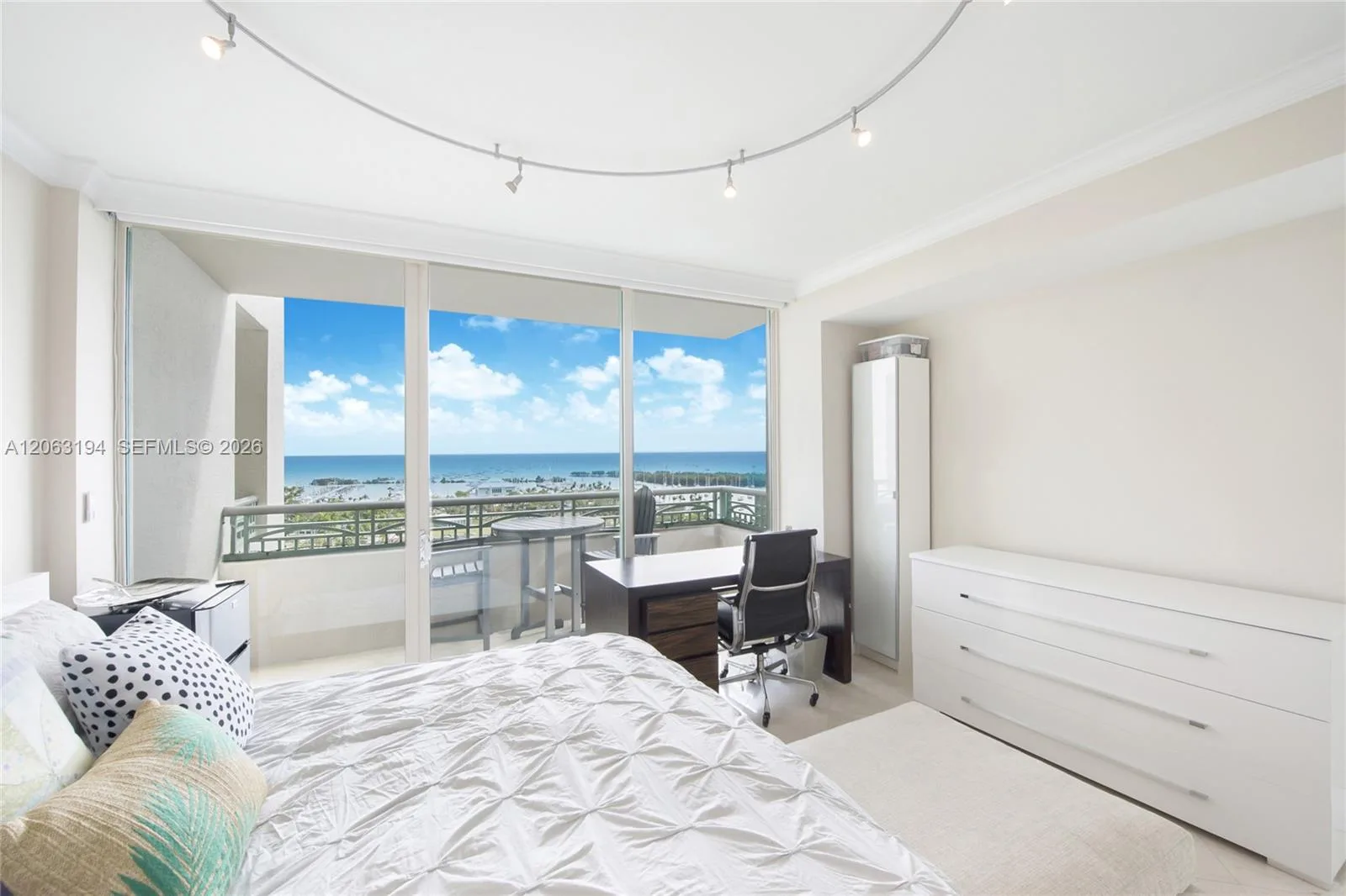 3400 SW 27th Ave # 1003, Coconut Grove, FL 33133 photo 2