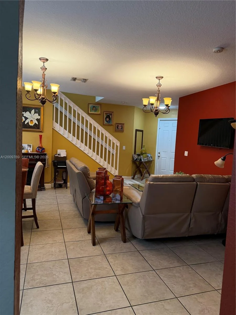 3955 NE 13th Dr, Homestead, FL 33033 photo 9
