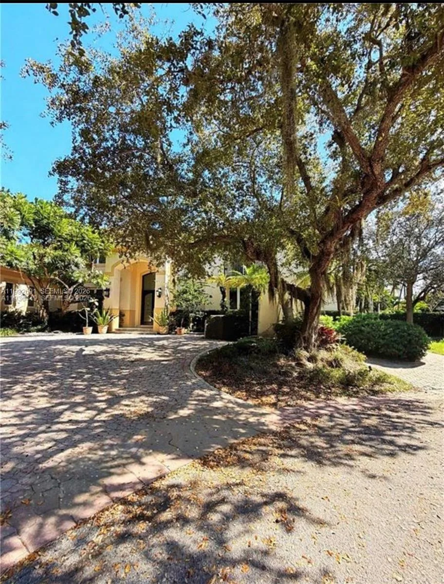 673 Destacada Ave, Coral Gables, FL 33156 photo 5