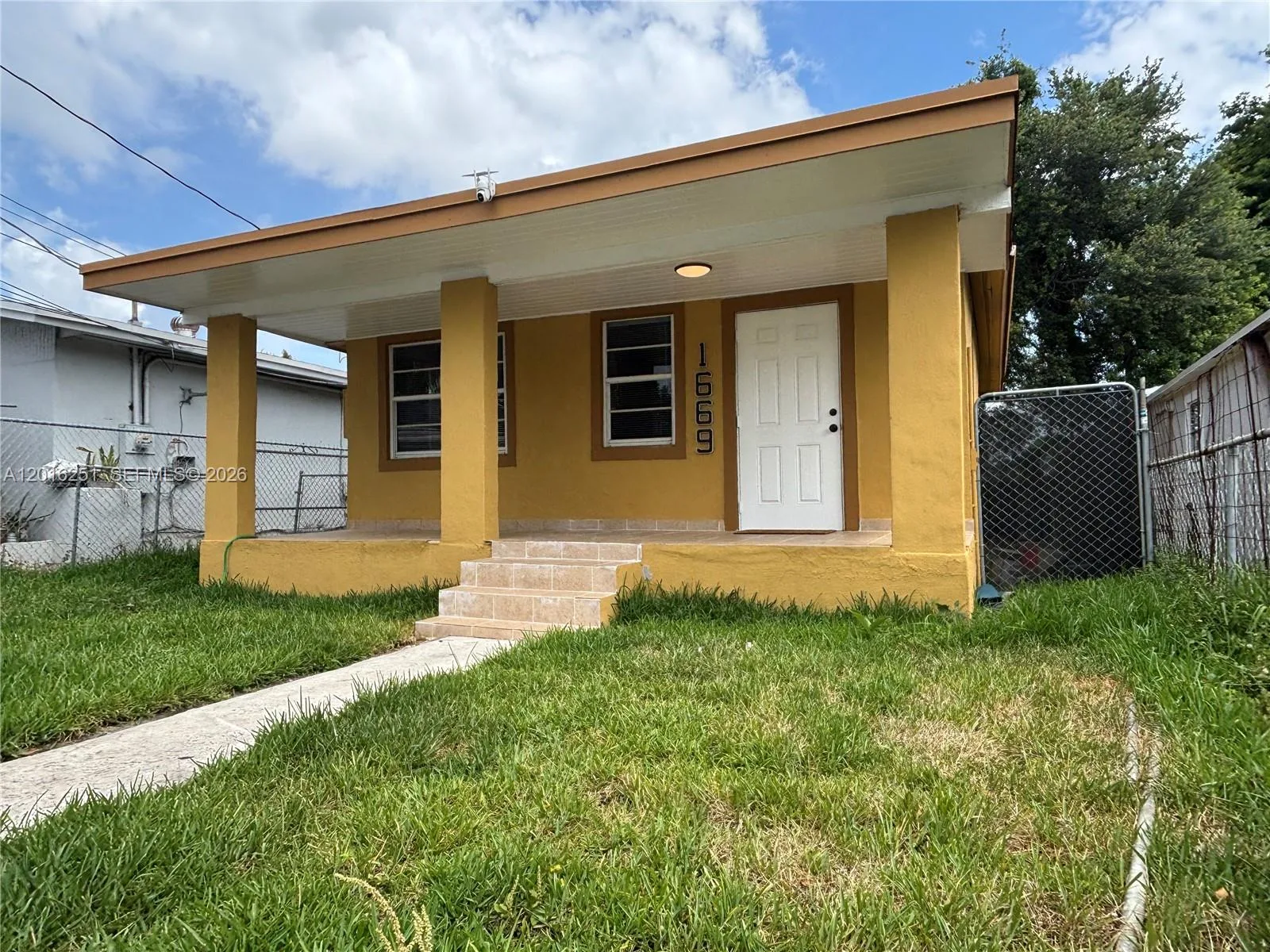 1669 NW 70th St, Miami, FL 33147 photo 2
