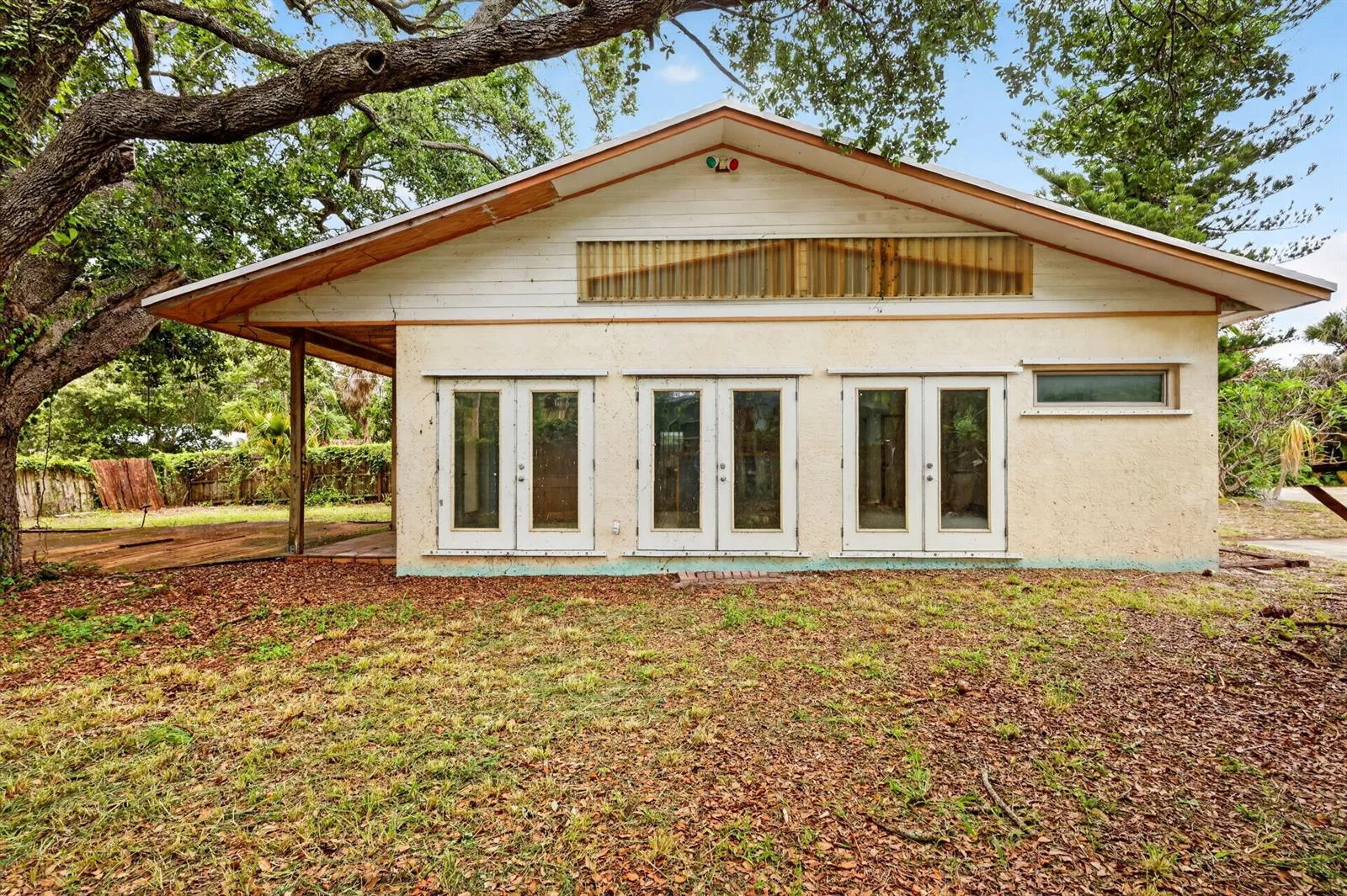 968 NE Kubin Avenue, Jensen Beach, FL 34957 photo 2