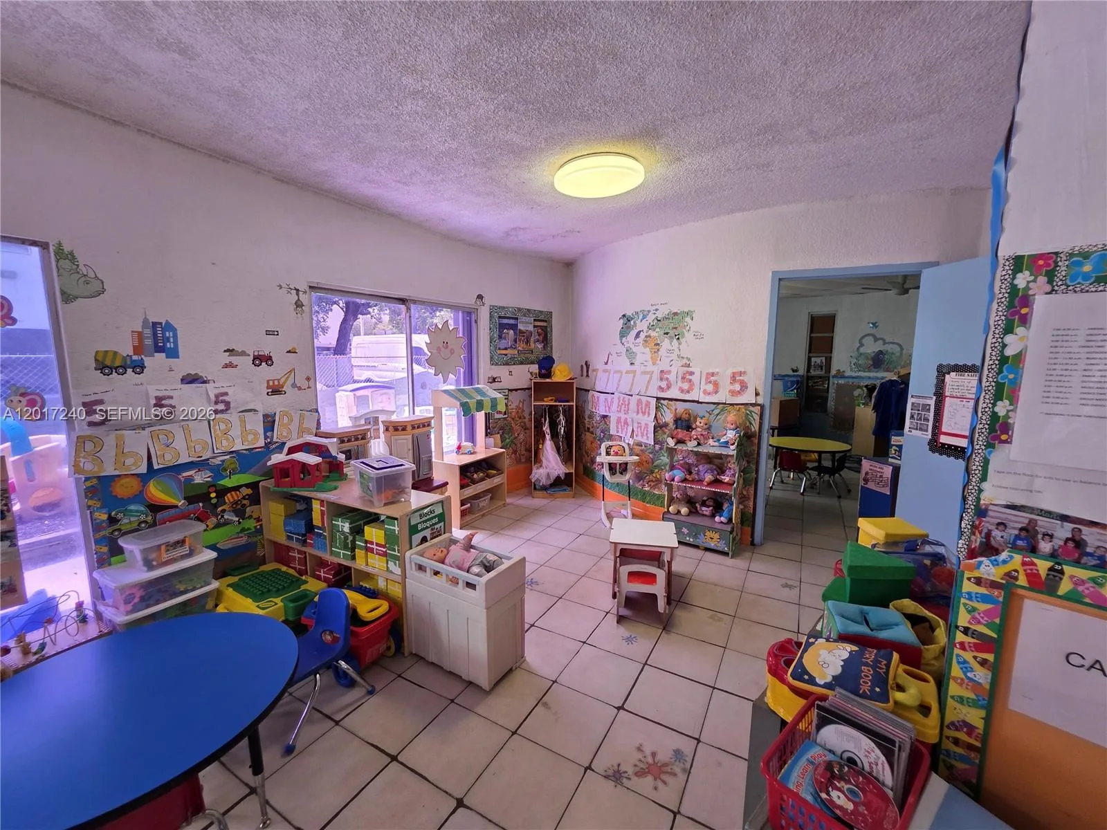 2660 SW 17th St, Miami, FL 33145 photo 4