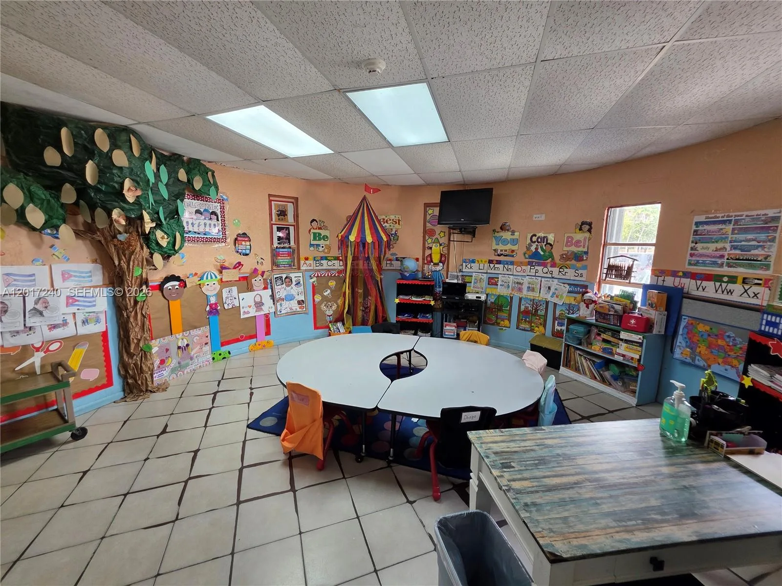 2660 SW 17th St, Miami, FL 33145 photo 5