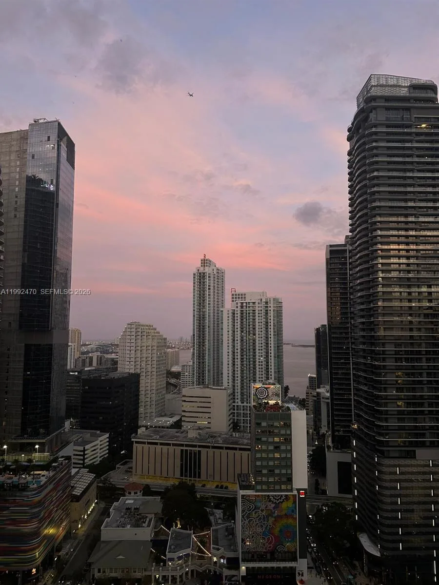 999 SW 1st Ave # 3208, Miami, FL 33130