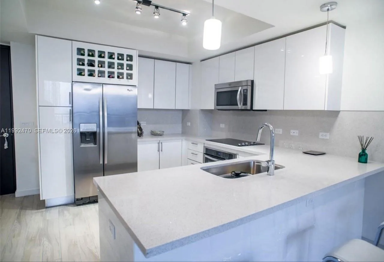 999 SW 1st Ave # 3208, Miami, FL 33130 photo 7