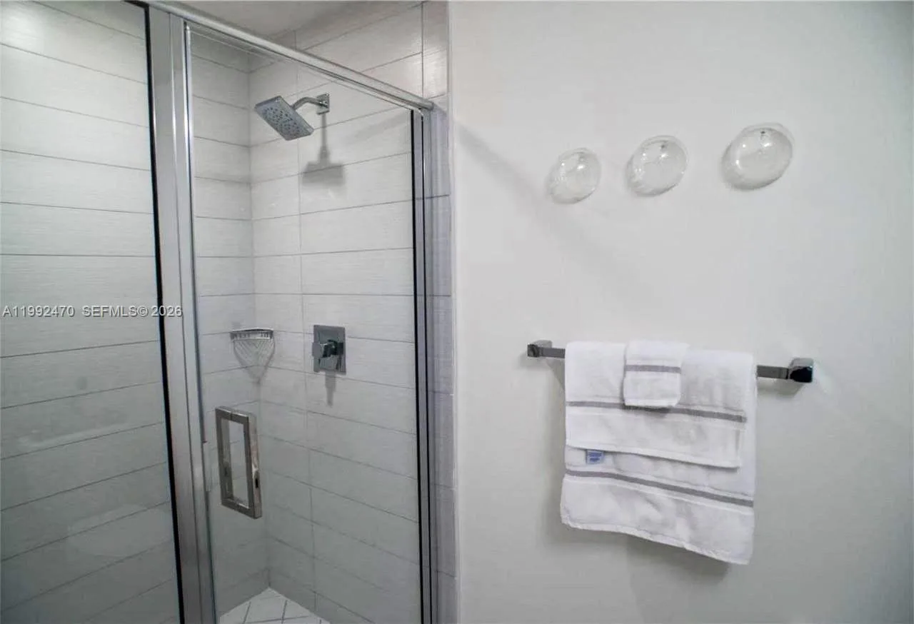 999 SW 1st Ave # 3208, Miami, FL 33130 photo 8