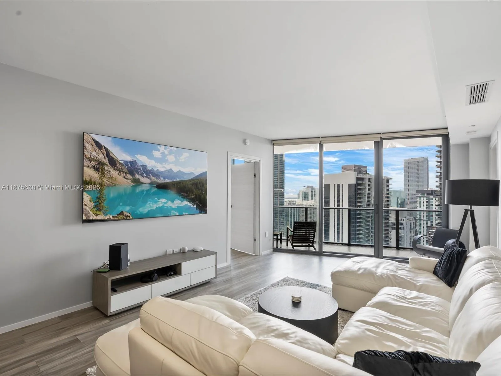801 S Miami Ave # 4402, Miami, FL 33130 photo 10