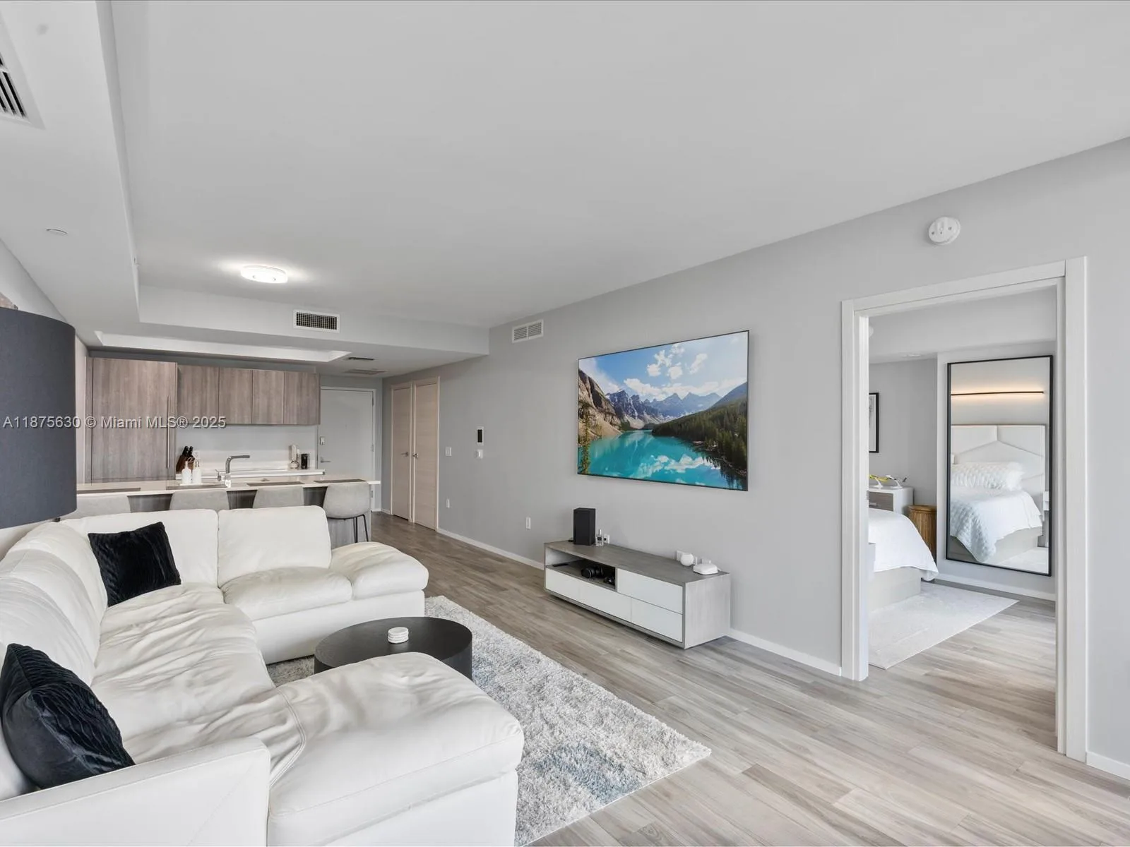801 S Miami Ave # 4402, Miami, FL 33130 photo 12