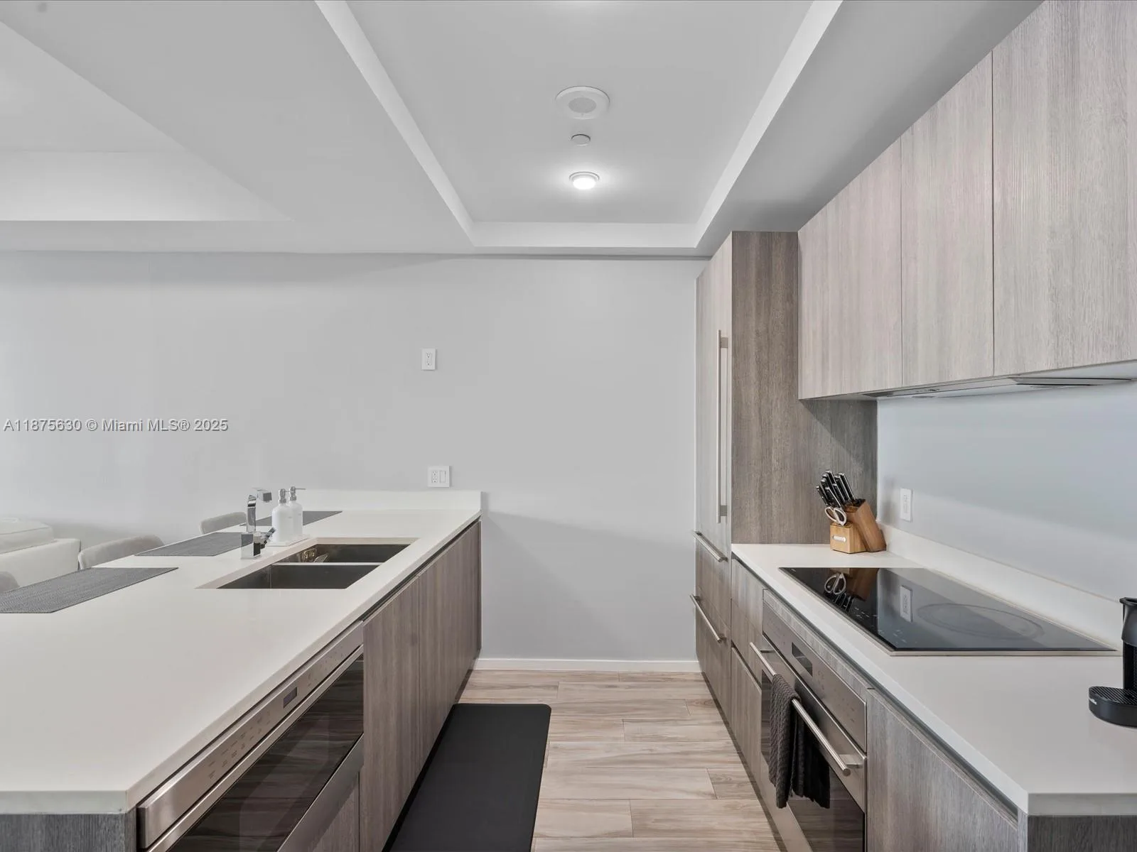 801 S Miami Ave # 4402, Miami, FL 33130 photo 6