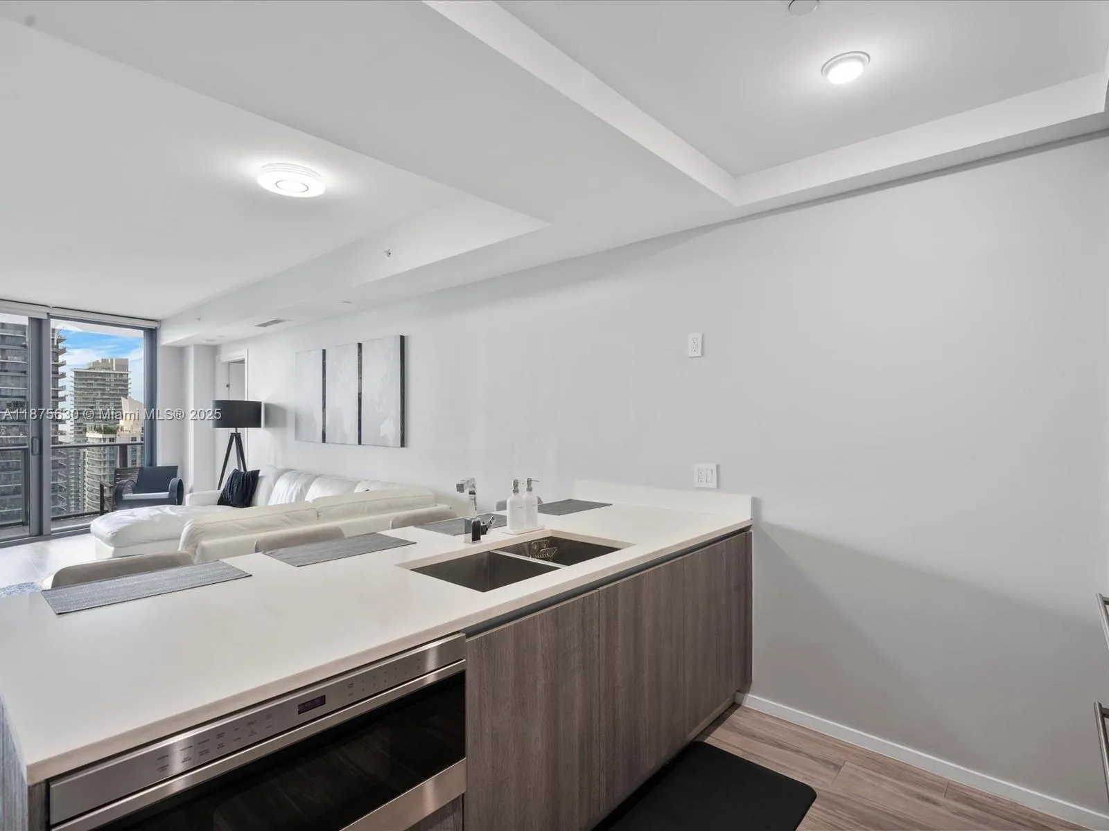801 S Miami Ave # 4402, Miami, FL 33130 photo 8