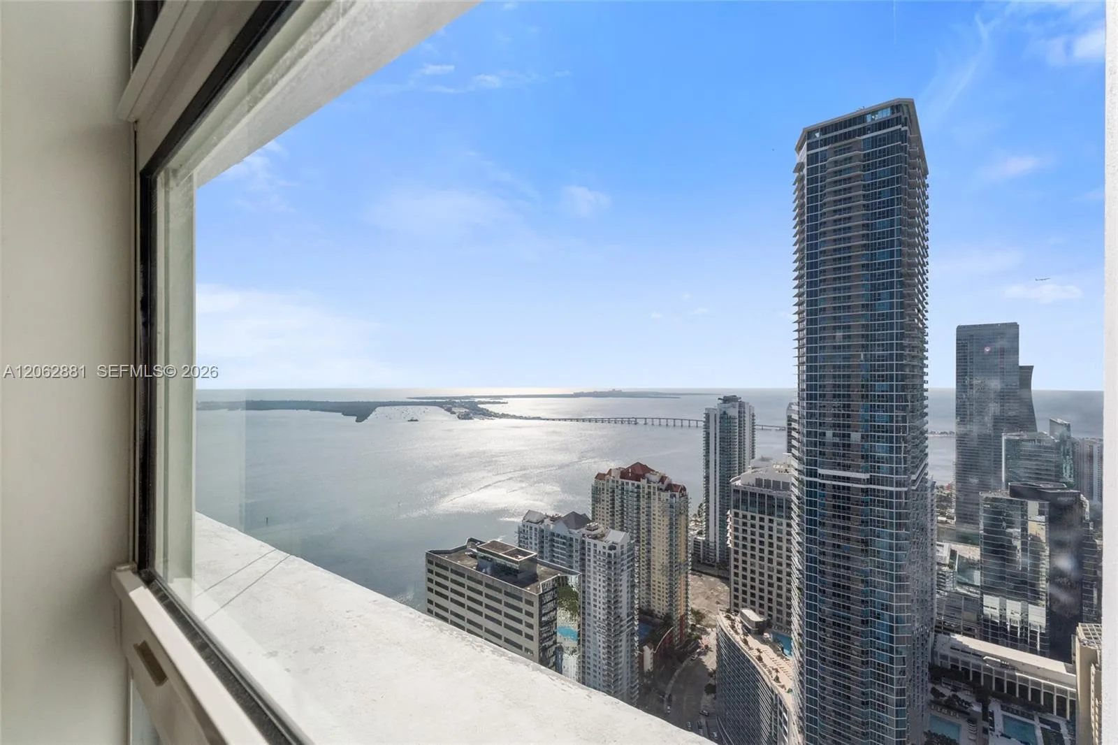 950 Brickell Bay Dr # 5507, Miami, FL 33131