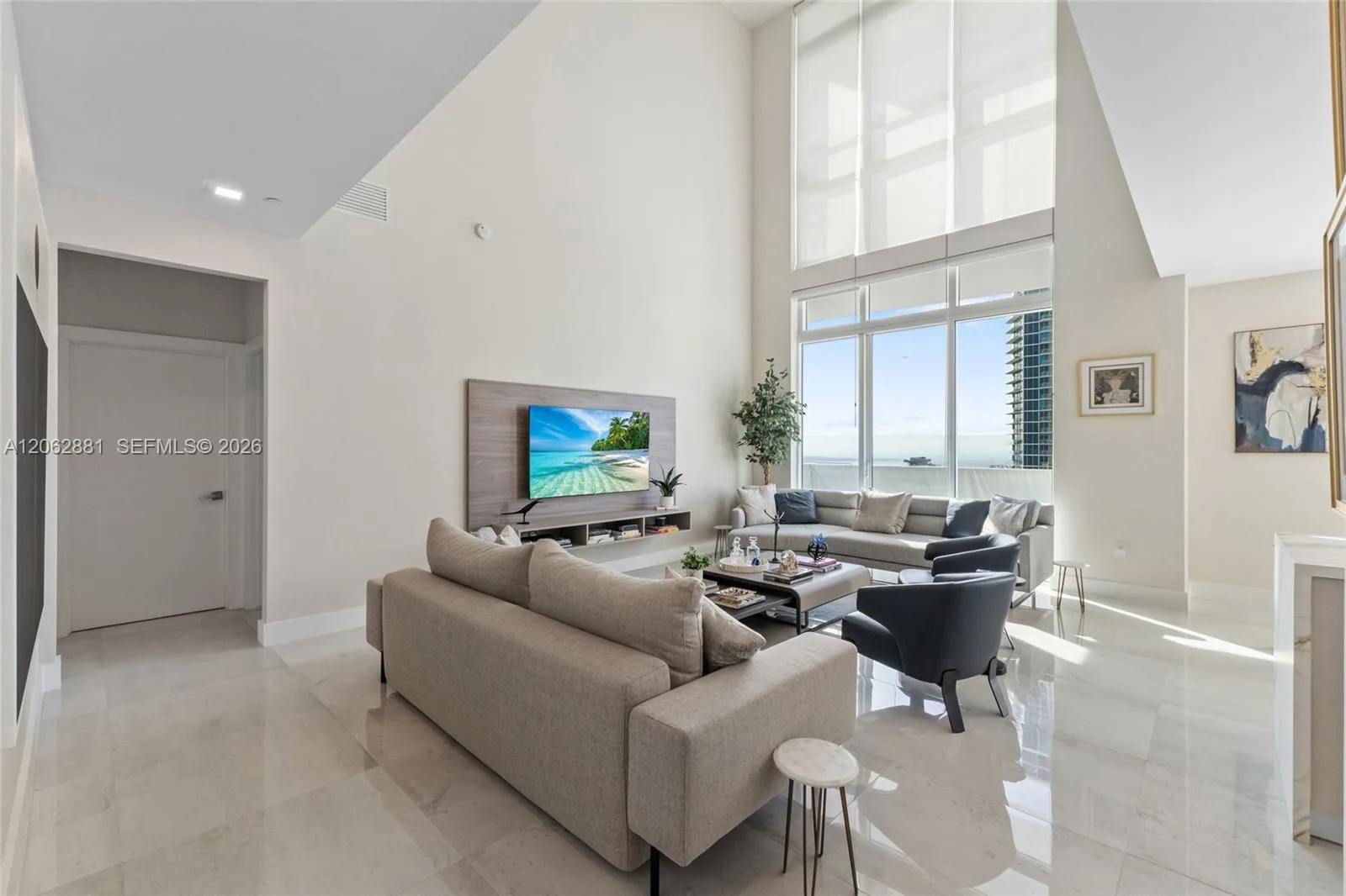 950 Brickell Bay Dr # 5507, Miami, FL 33131 photo 3