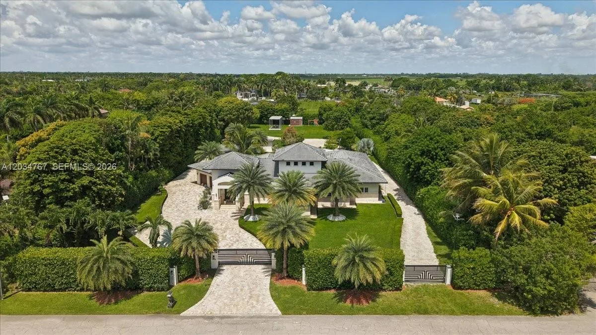 16580 SW 173rd Ave, Miami, FL 33187