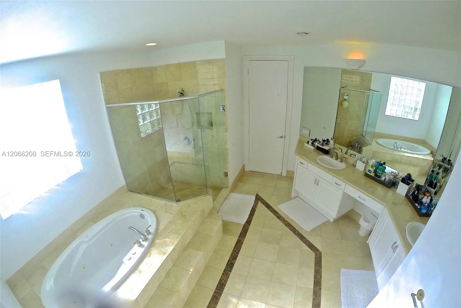 1675 NE 196th St, Miami, FL 33179 photo 12