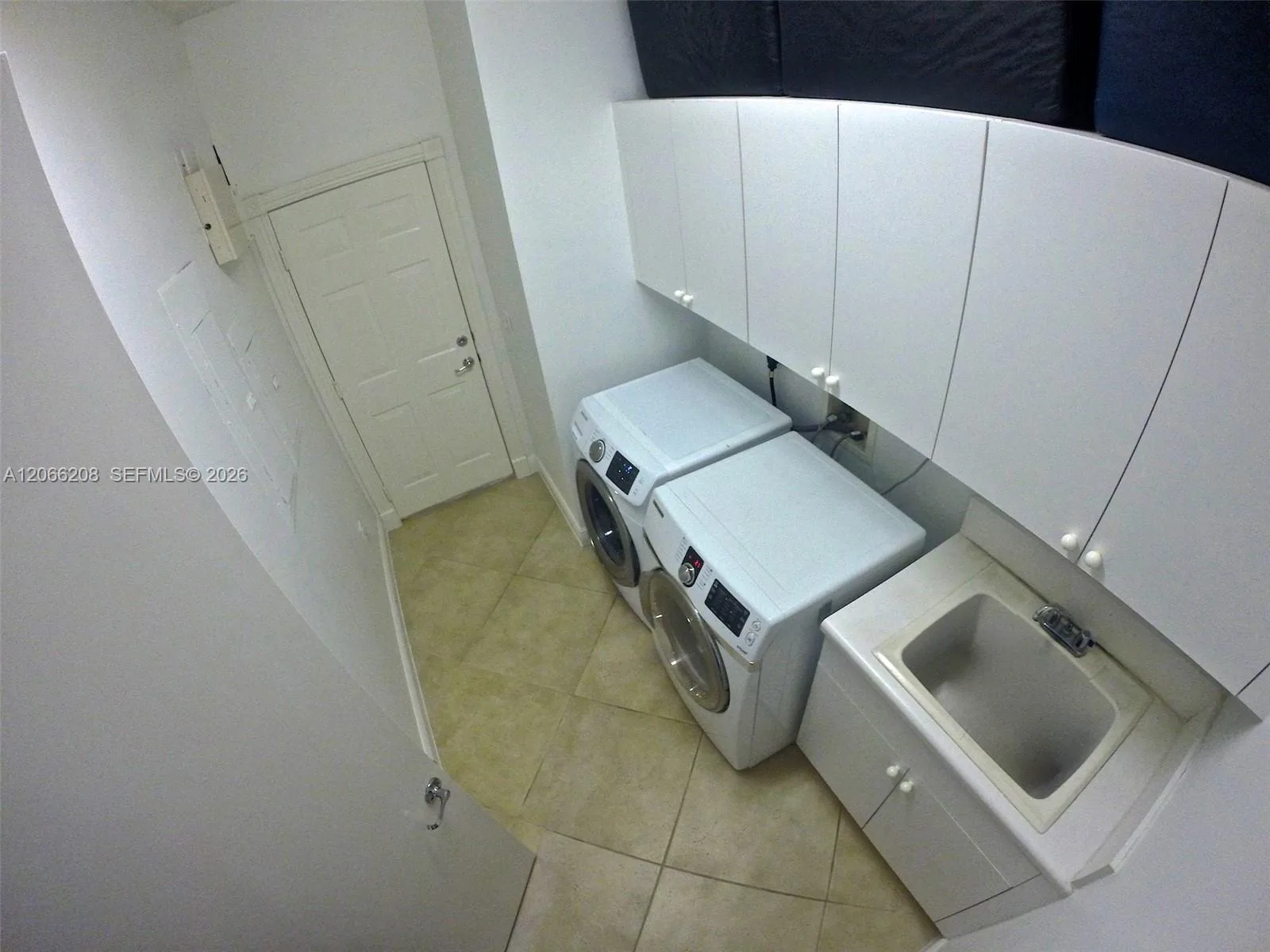 1675 NE 196th St, Miami, FL 33179 photo 7