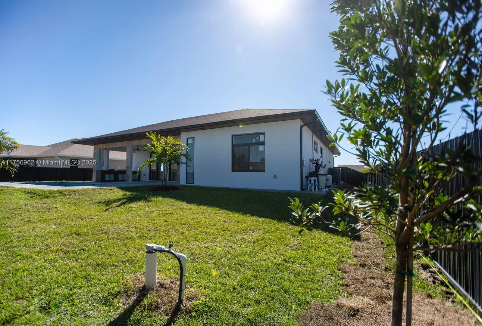 1817 NE 17th st, Other City - In The State Of Florida, FL 33909 photo 5