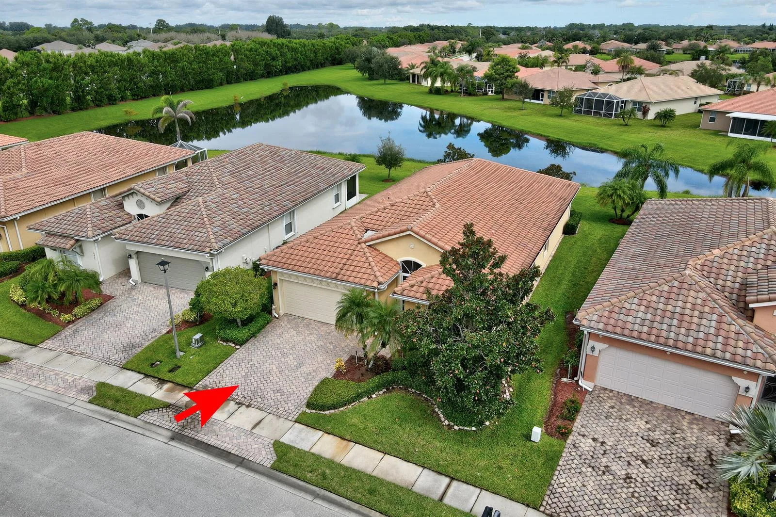 6396 LENNOX Lane, Vero Beach, FL 32966