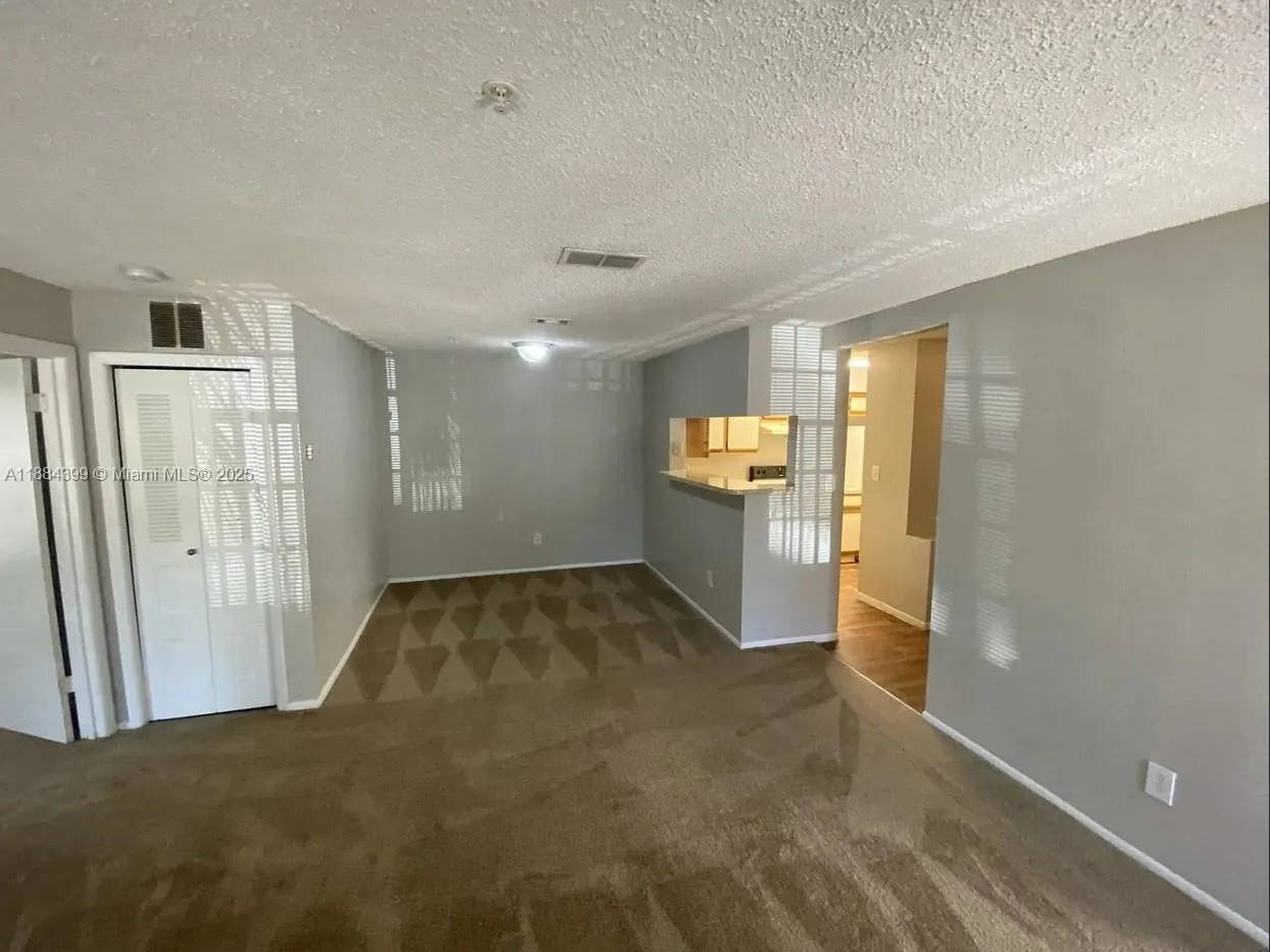 224 Afton SQ # 224, Other City - In The State Of Florida, FL 32714 photo 4
