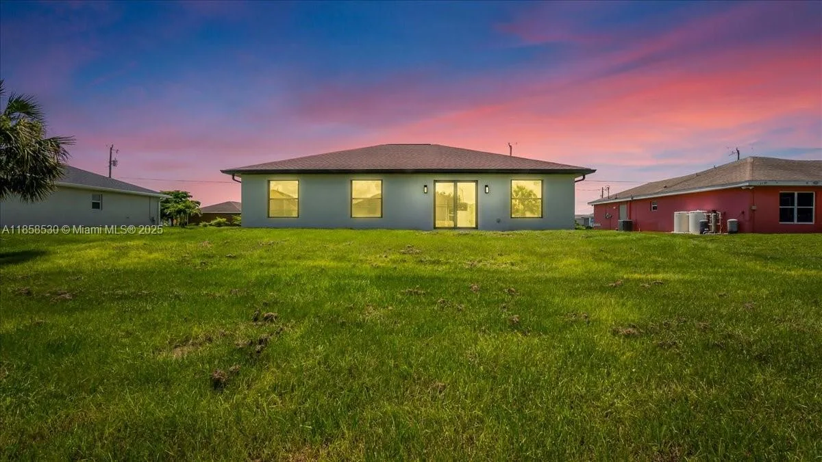 2704 46th St SW, Lehigh Acres, FL 33976 photo 2