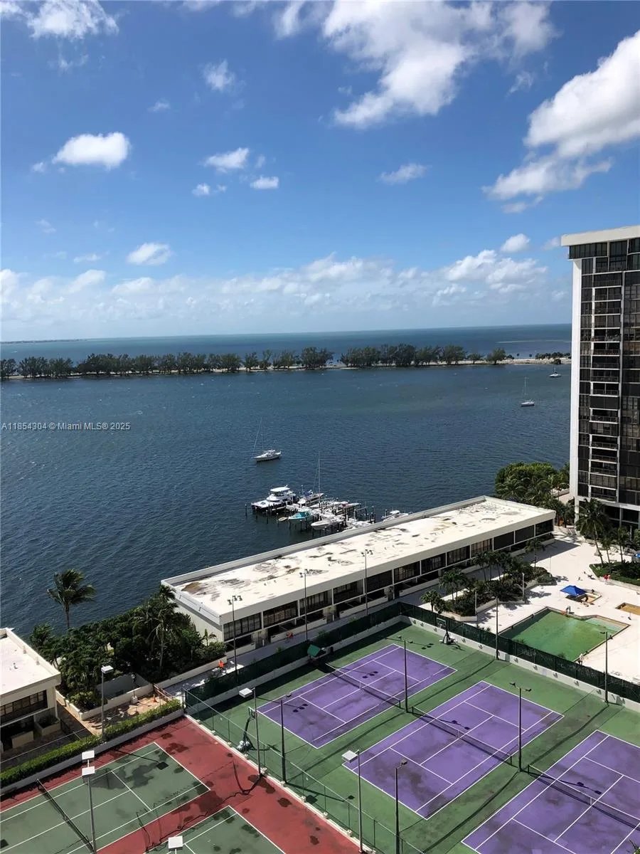 1901 Brickell Ave # B1802, Miami, FL 33129