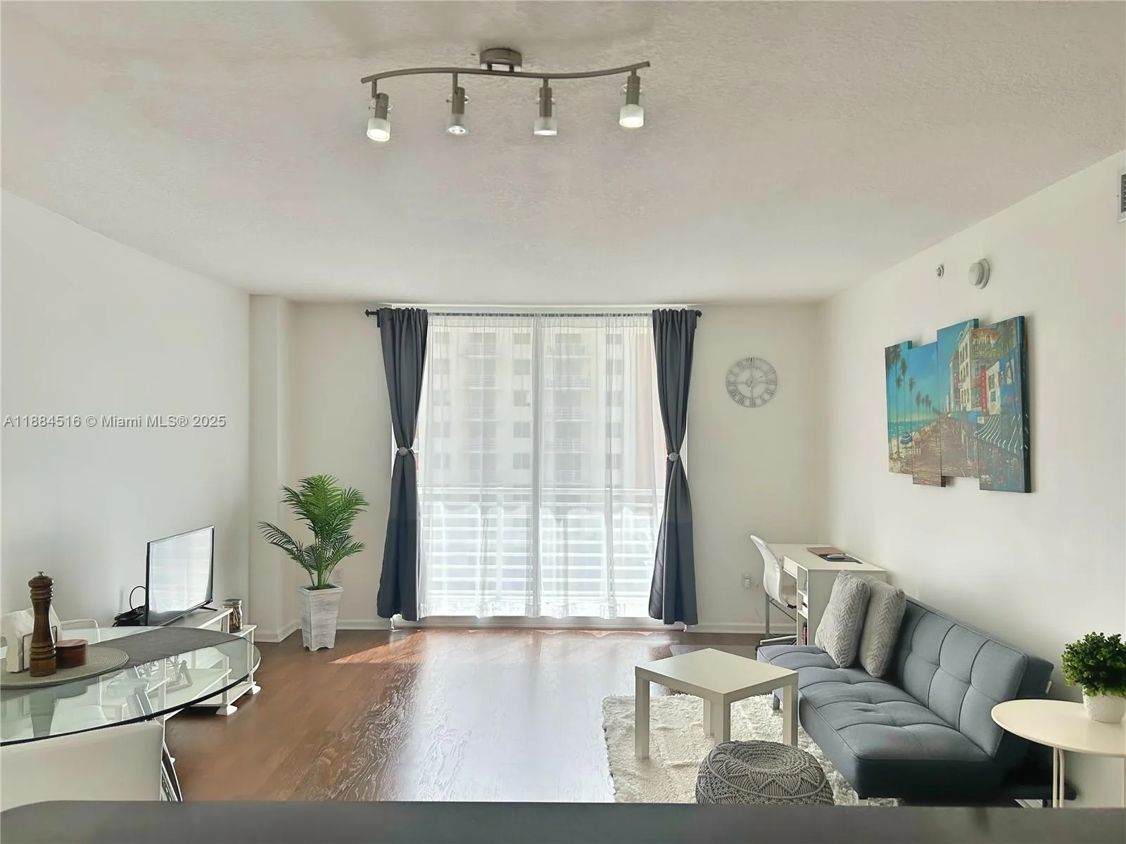 18800 NE 29th Ave # 830, Aventura, FL 33180 photo 3