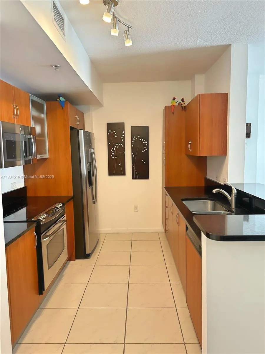 18800 NE 29th Ave # 830, Aventura, FL 33180 photo 7