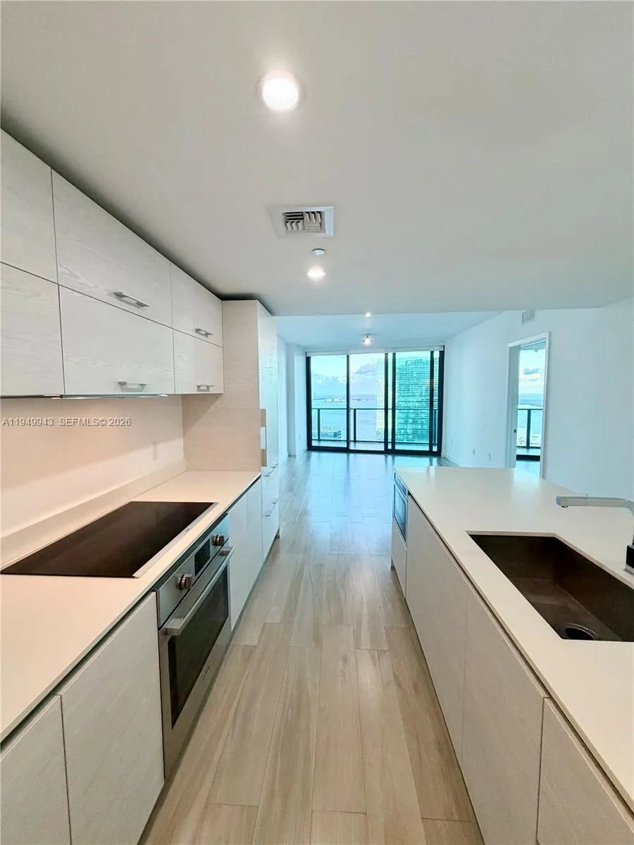 1300 S Miami Ave # 4004, Miami, FL 33130 photo 10