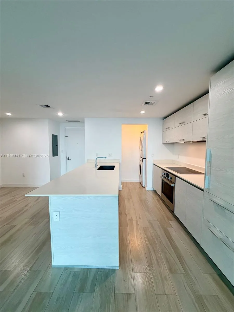 1300 S Miami Ave # 4004, Miami, FL 33130 photo 5