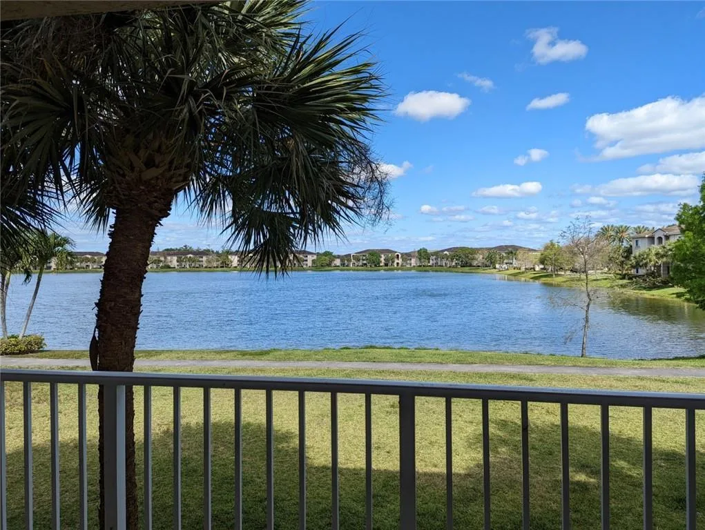 5011 Wiles Road # 208, Coconut Creek, FL 33073