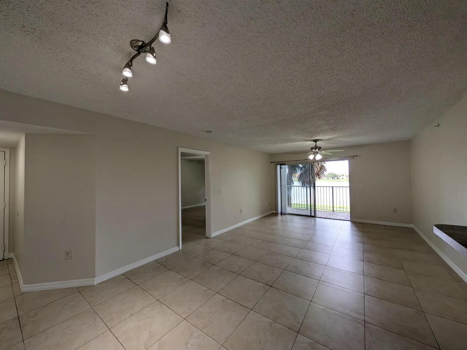 5011 Wiles Road # 208, Coconut Creek, FL 33073 photo 3