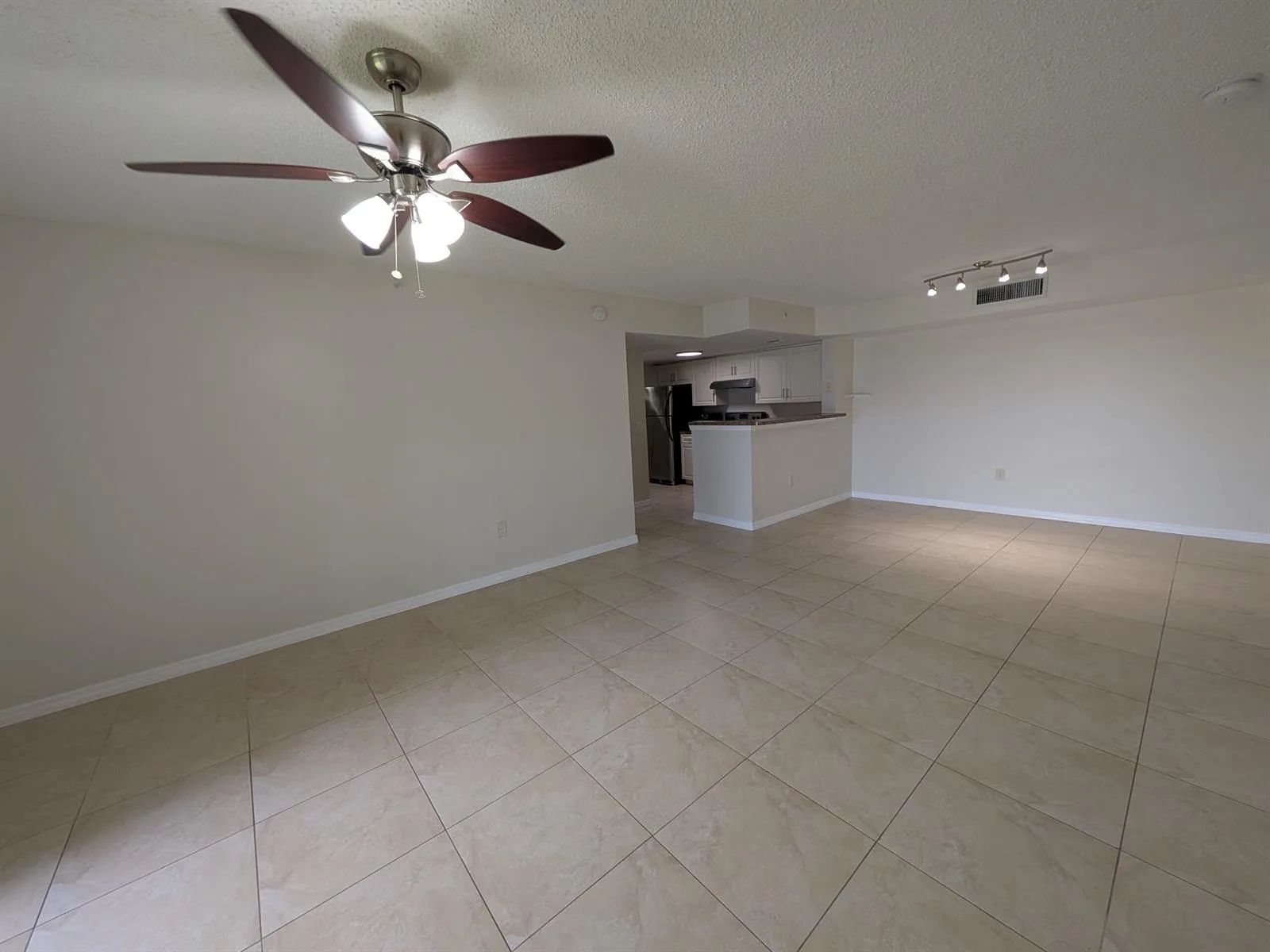 5011 Wiles Road # 208, Coconut Creek, FL 33073 photo 4