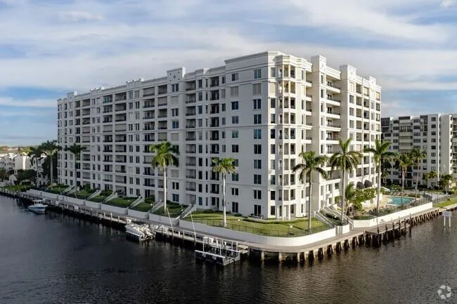 2880 NE 14th Street Causeway # 413, Pompano Beach, FL 33062
