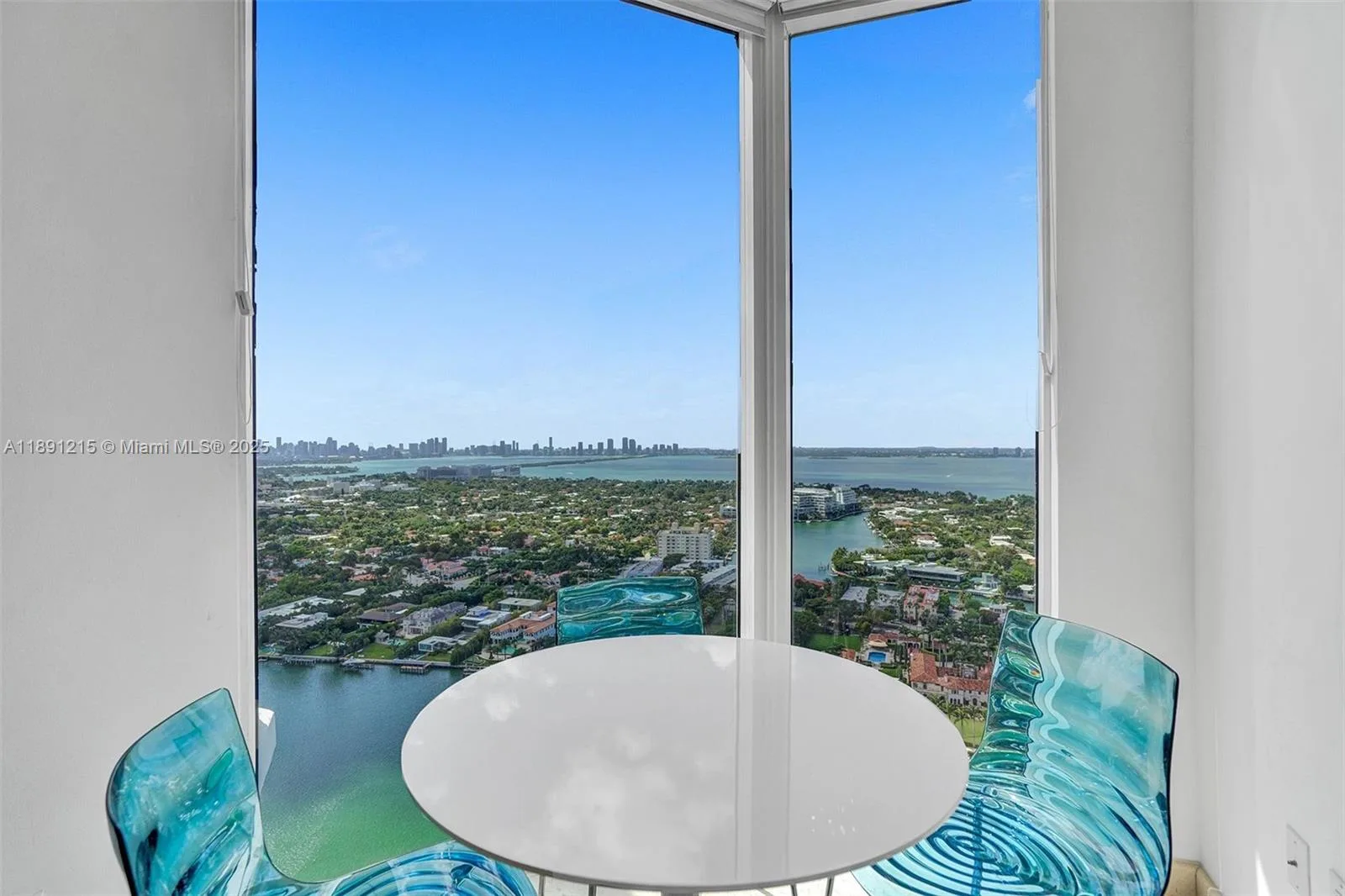 4779 Collins Ave # 3705, Miami Beach, FL 33140 photo 11
