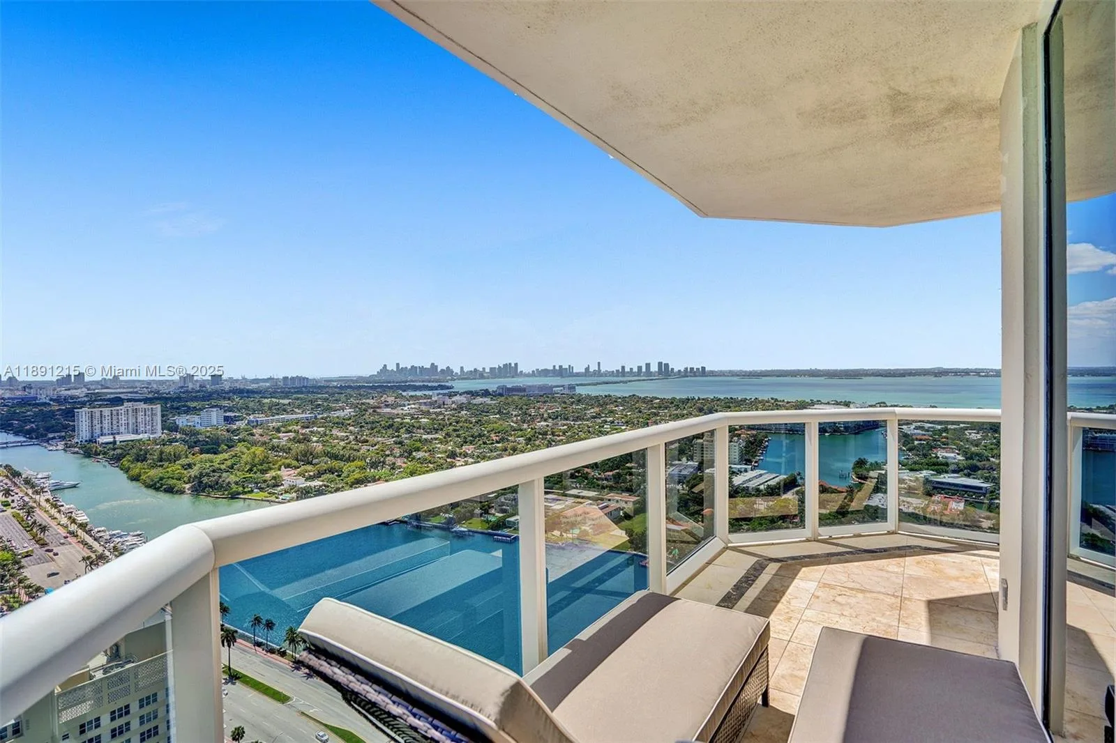 4779 Collins Ave # 3705, Miami Beach, FL 33140 photo 2