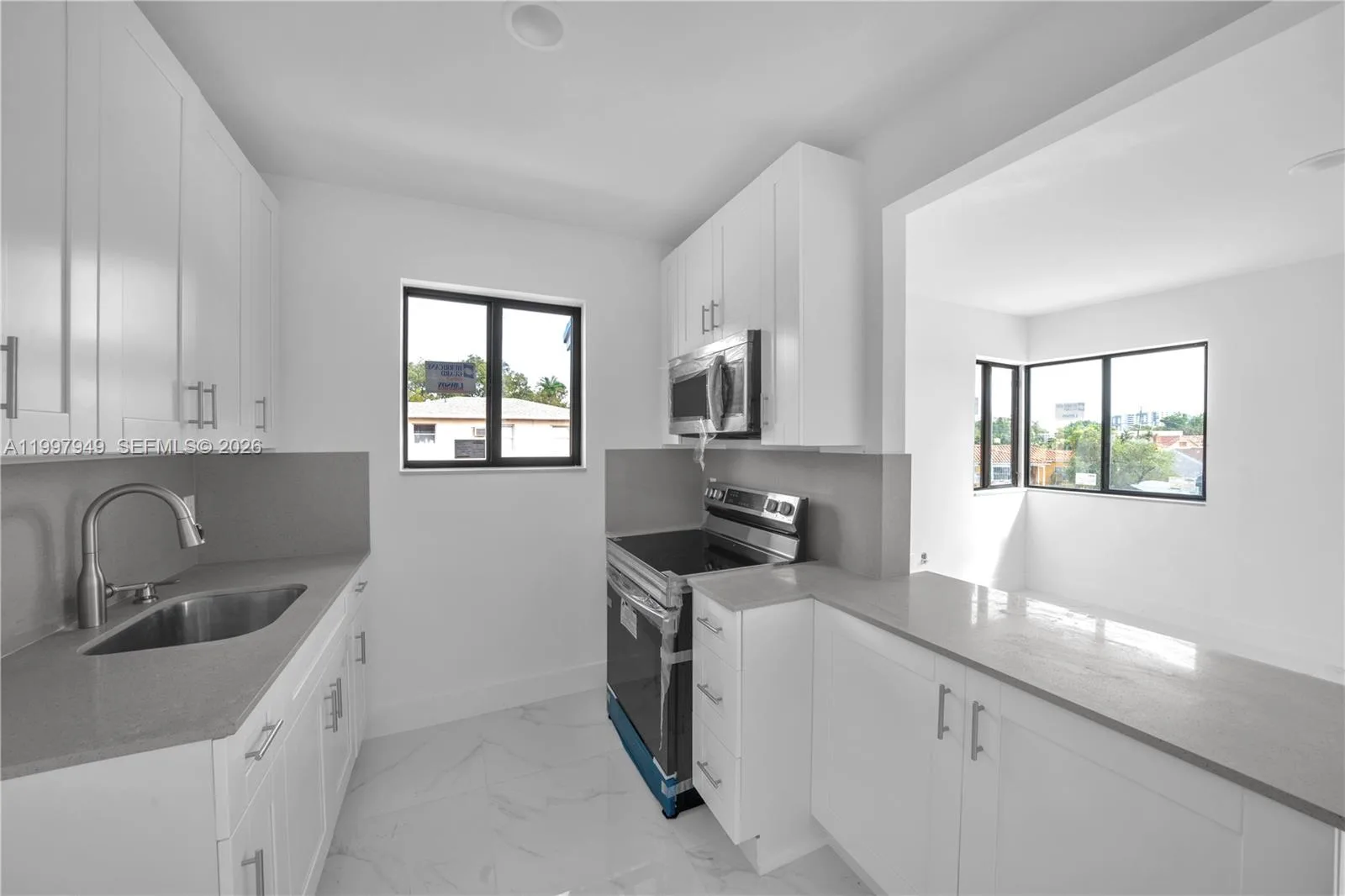450 Beacom Blvd, Miami, FL 33135 photo 8