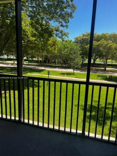 3475 N Country Club Dr # 204, Aventura, FL 33180 photo 4