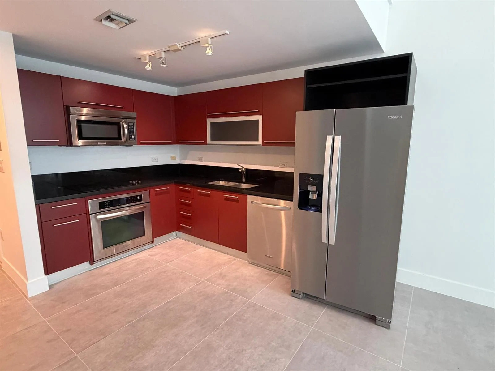 244 BISCAYNE Boulevard # 645, Miami, FL 33132 photo 7