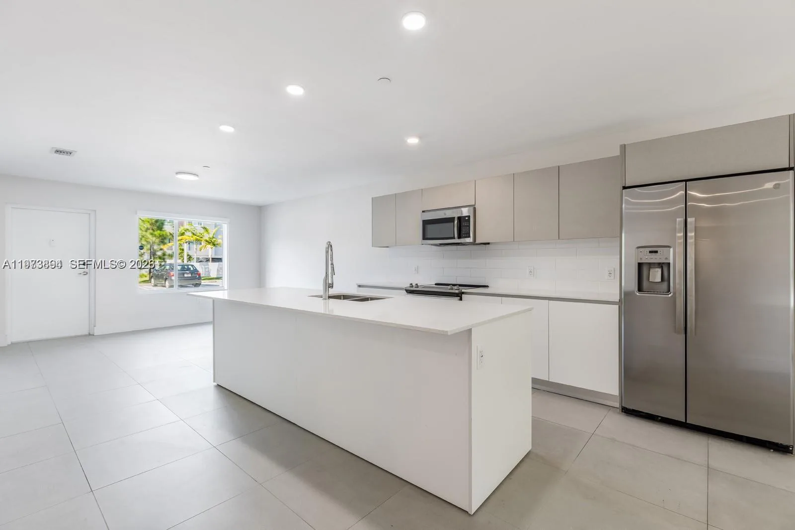 2505 NE 193rd St # 4116, Miami, FL 33180
