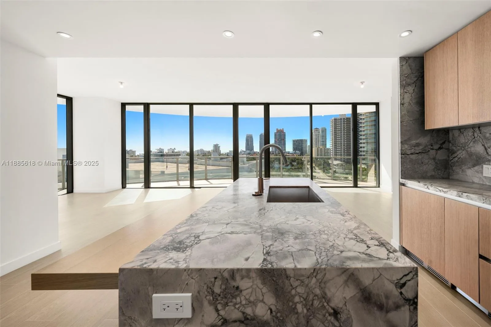 500 Alton # 1001, Miami Beach, FL 33139 photo 4