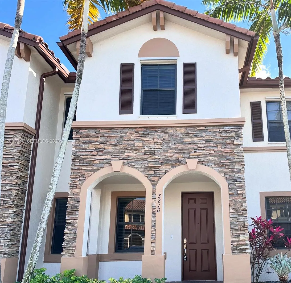 3210 SE 6th St, Homestead, FL 33033