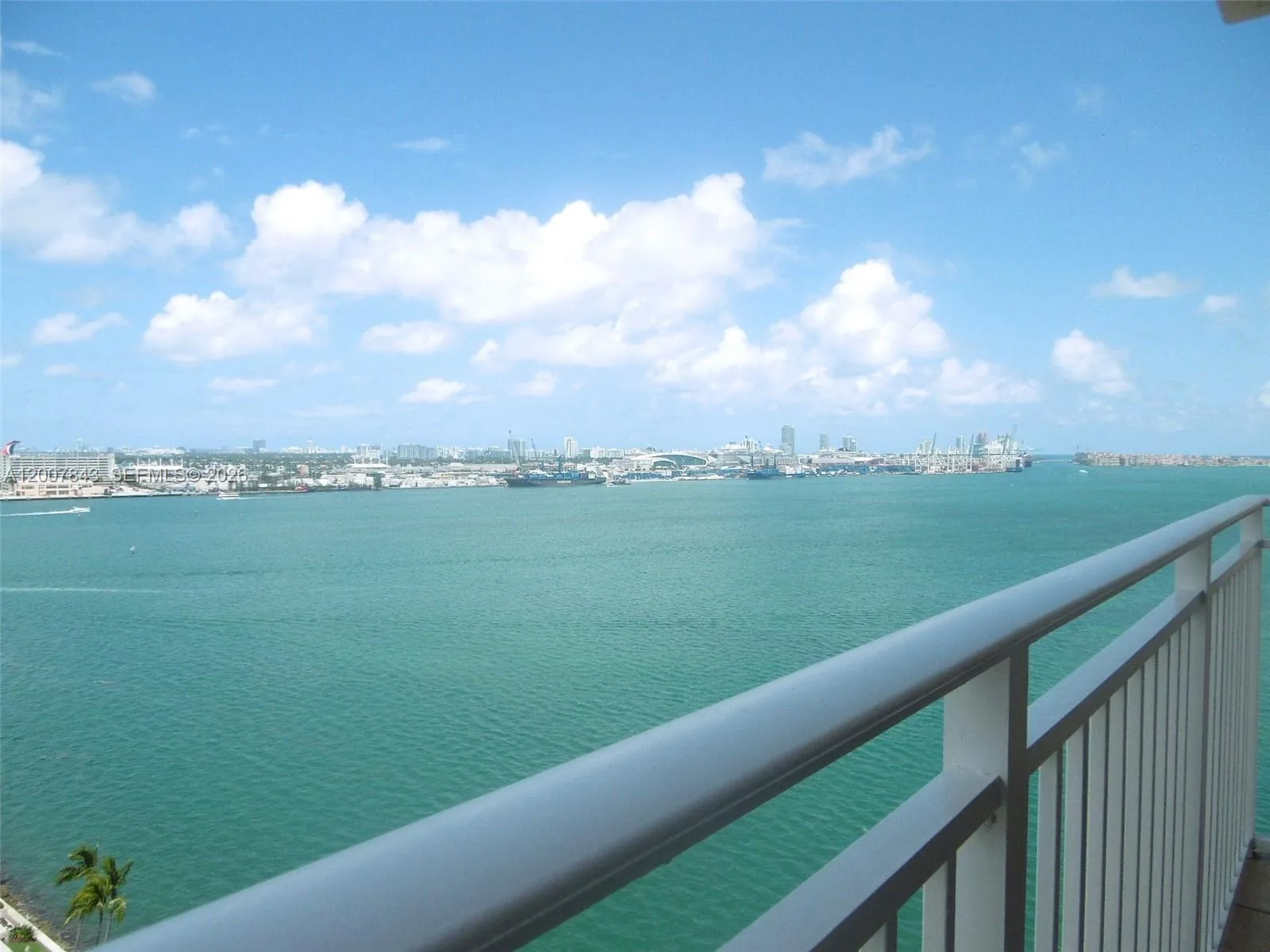 770 Claughton Island Dr # 2011, Miami, FL 33131