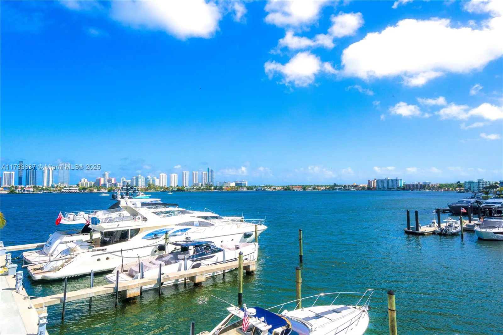 17301 Biscayne Blvd # 207, North Miami Beach, FL 33160 photo 11