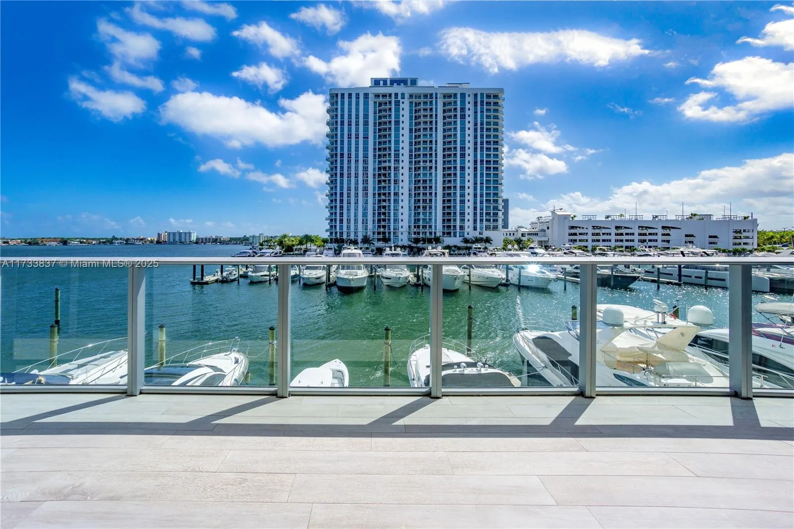 17301 Biscayne Blvd # 207, North Miami Beach, FL 33160 photo 3