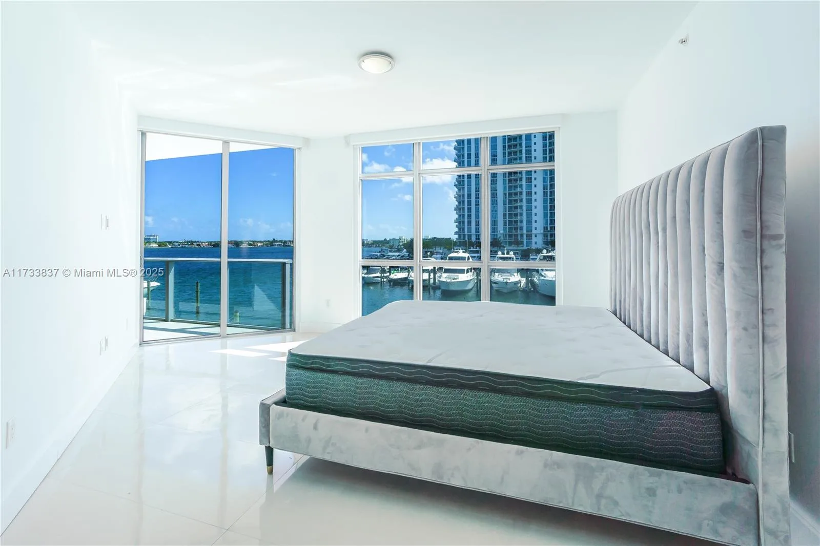 17301 Biscayne Blvd # 207, North Miami Beach, FL 33160 photo 9