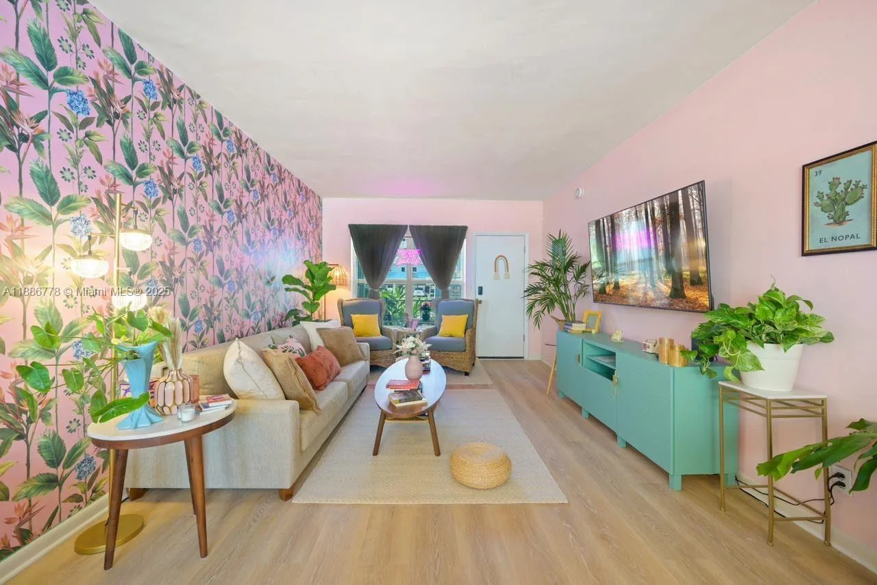 315 Van Buren St # 104B, Hollywood, FL 33019 — zdjęcie 3
