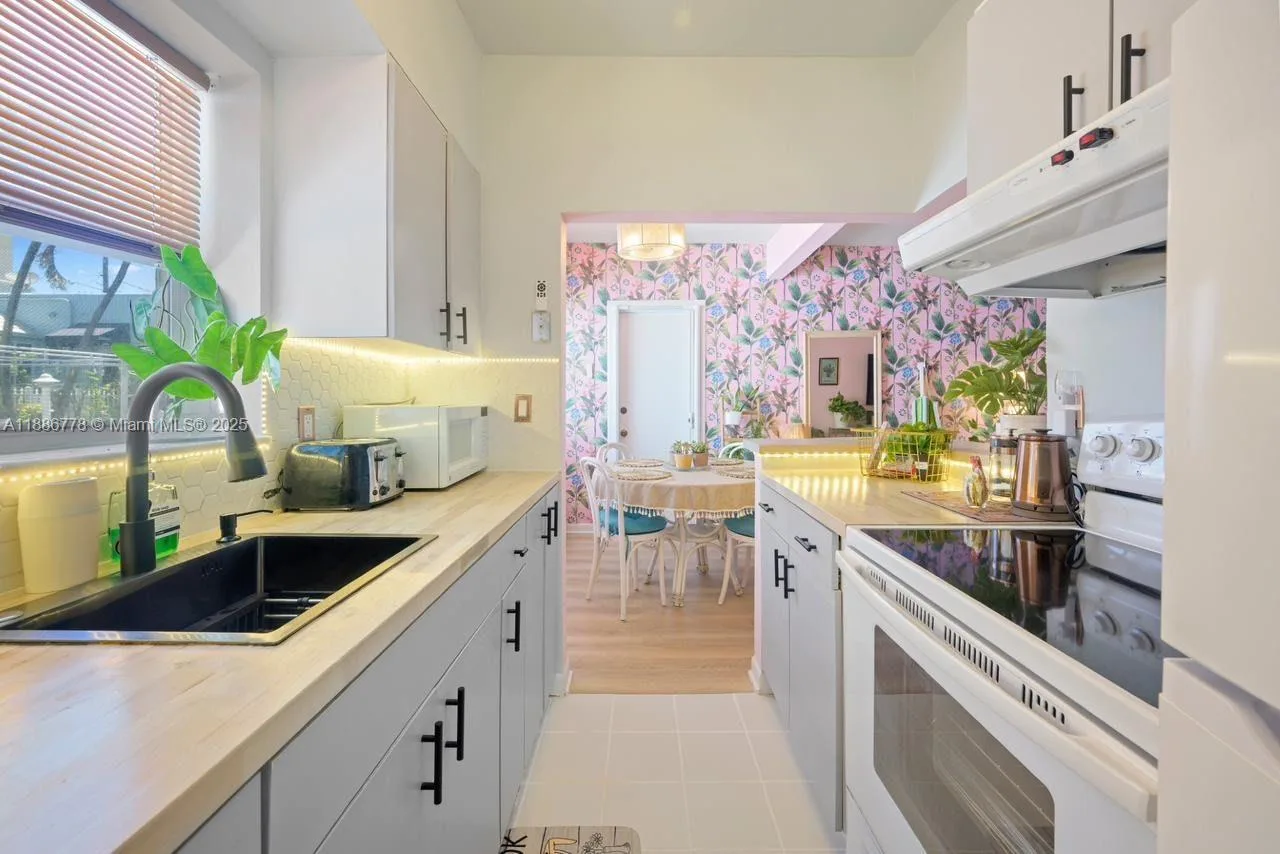 315 Van Buren St # 104B, Hollywood, FL 33019 photo 8