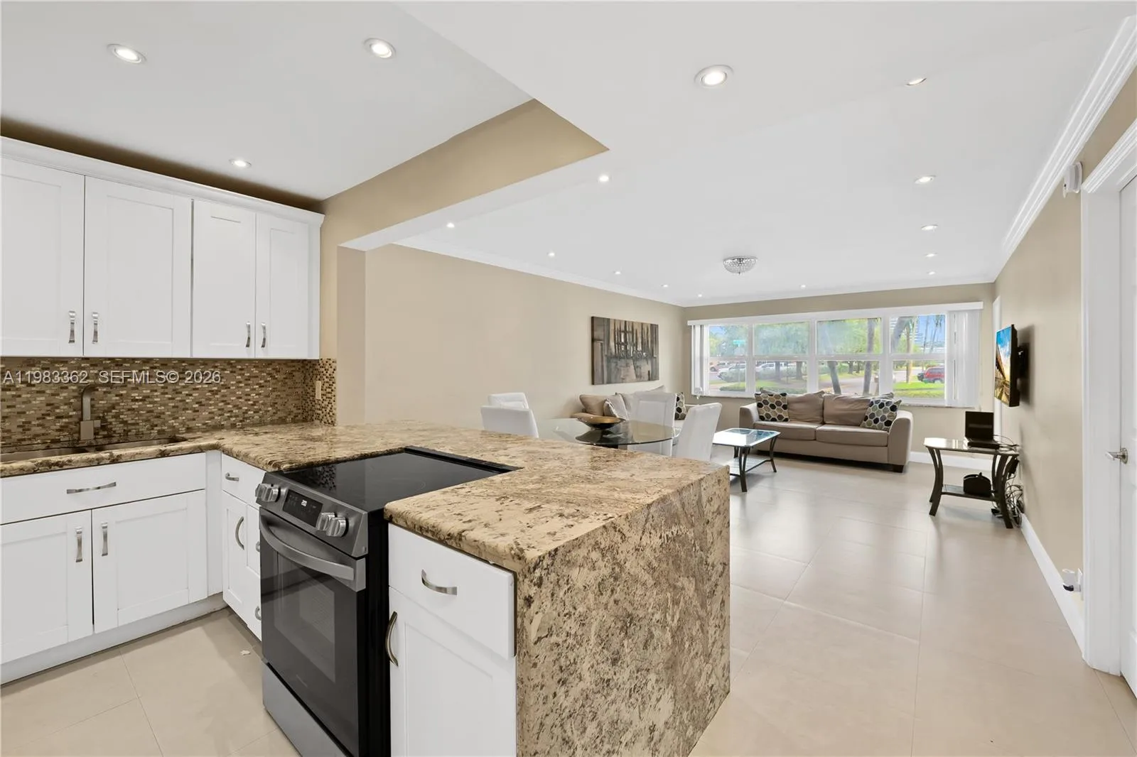 329 SE 3rd St # 103S, Hallandale Beach, FL 33009 photo 2