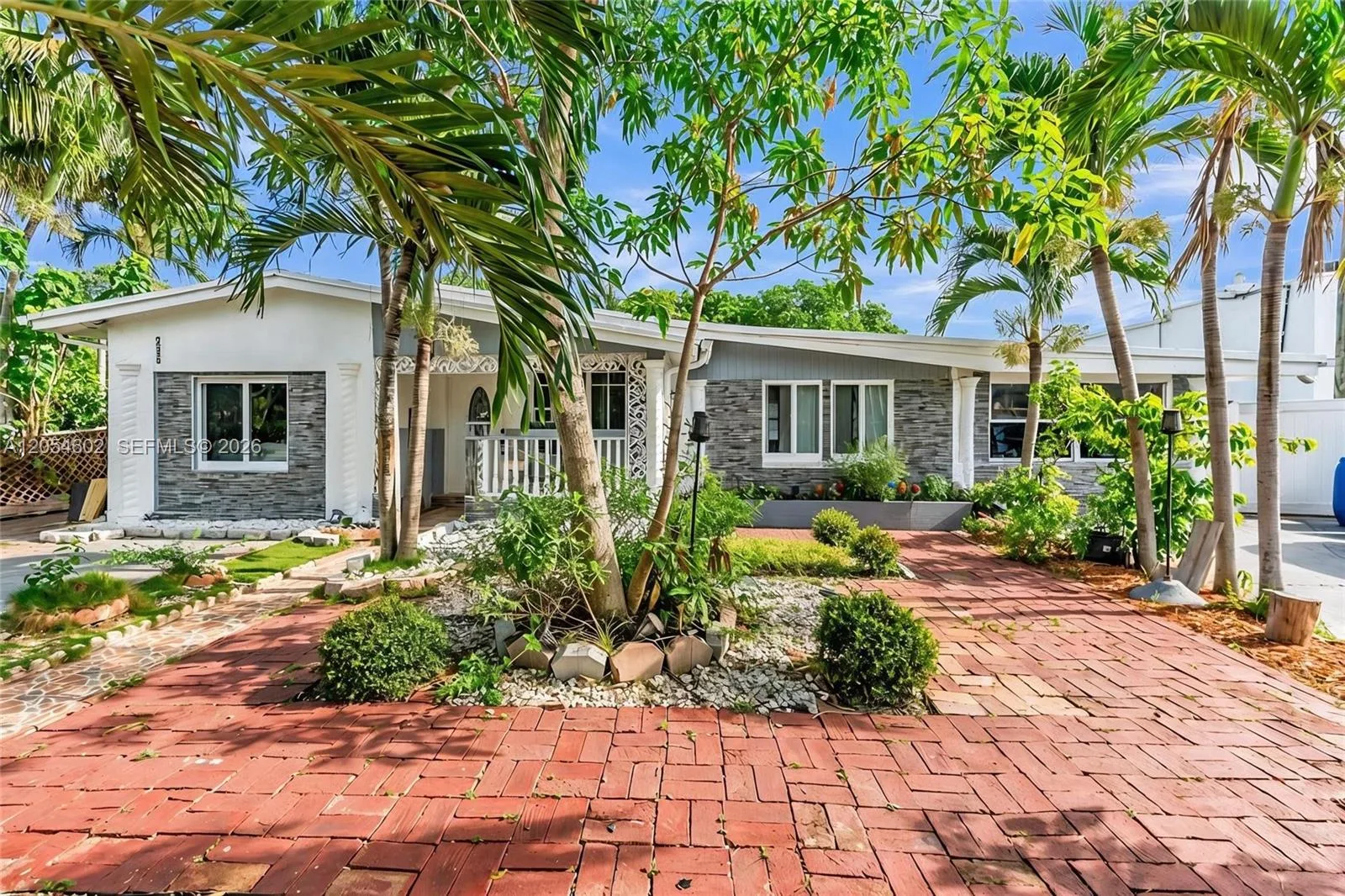 295 NW 122nd St, North Miami, FL 33168 photo 2